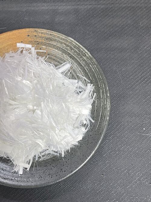 에 대한 최신 회사 뉴스 가공 및 제조 산업에서 일반적으로 사용되는 재료-폴리프로필렌 짧은 섬유