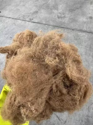 좋은 가격 폴리에스터 스테이플 섬유 0.7D × 32mm 높은 수축 저항성 건축 재료 및 산업용 화재 방지 온라인으로