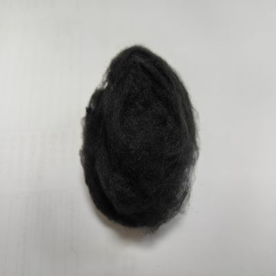좋은 가격 재생 폴리에스터 스테이플 섬유 2.5D 51mm 블랙 저수분 온라인으로