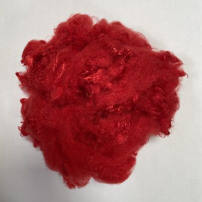 좋은 가격 섬유 가재 가재 제조 2.78D*38MM 밝은 빨간색 폴리에스테르 스테이플 섬유,고 탄력성 색상 균일 섬유 온라인으로